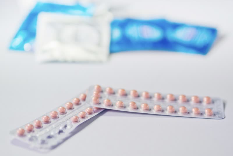 Confezioni di pillola contraccettiva utilizzata per il trattamento di amenorrea secondaria